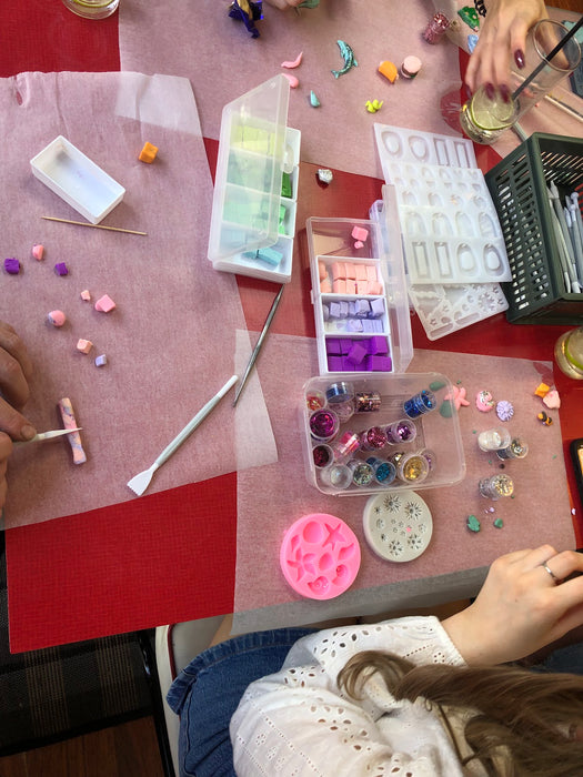 Jewellery Workshop - Book a "Sip & Sculpt" event